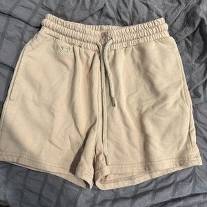 1987 Brand cream shorts with drawstring waistband Size S